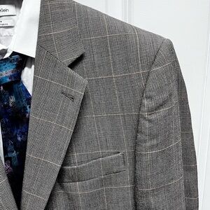 Jos. A. Bank men Glen plaid, silk and wool blazer, sportcoat, jacket, 42S